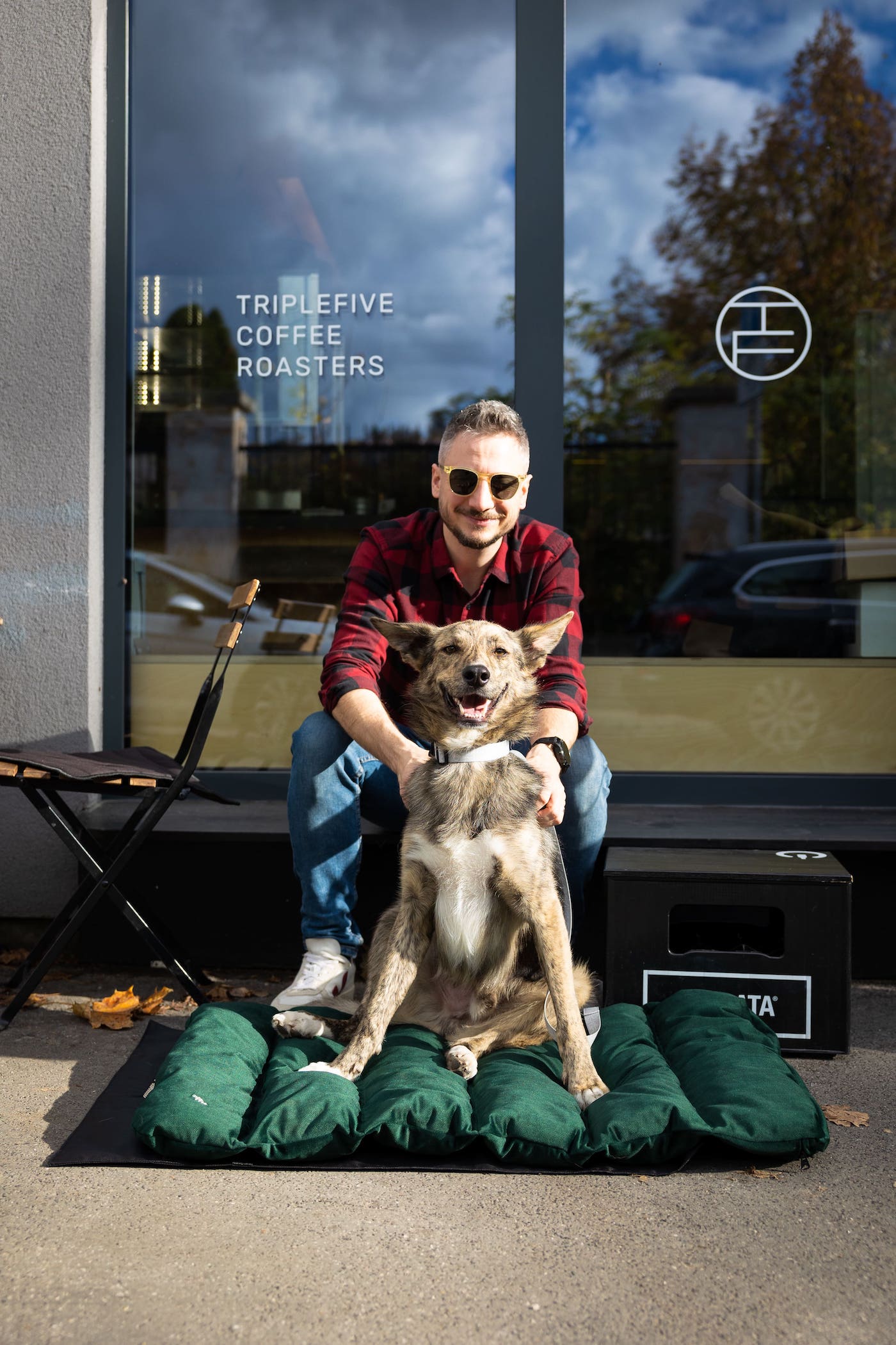 sustainable_travel_dog_bed_lebeddie_1070 copy